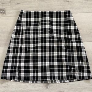 Brandy Melville plaid skirt